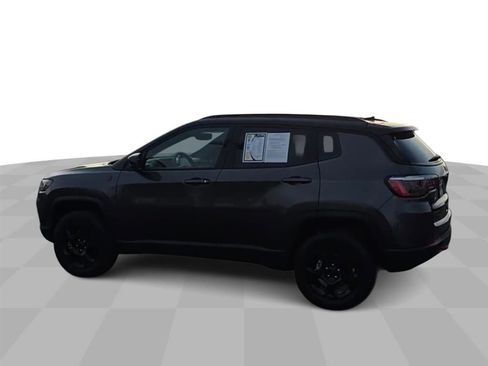 Used 2023 Jeep Compass Trailhawk image 6
