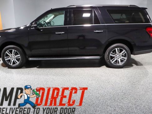 Used 2023 Ford Expedition Max Limited image 10