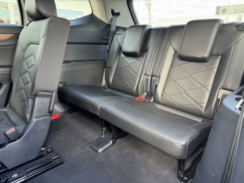 Used 2024 Volkswagen Atlas SE image 10