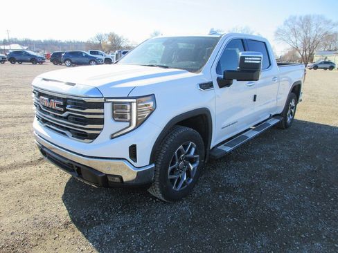 New 2026 GMC Sierra 1500 SLT w/ SLT Premium Plus Package image 10