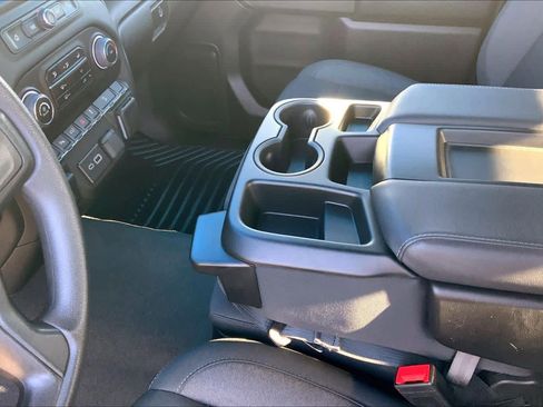 Used 2024 Chevrolet Silverado 2500 Custom w/ Custom Value Package image 16