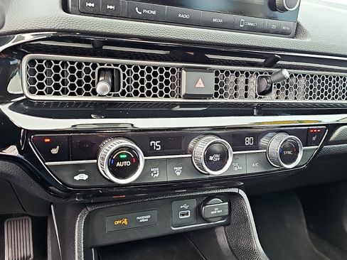 Used 2023 Honda Civic EX image 16