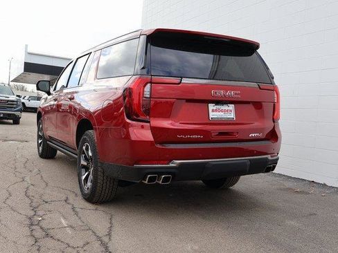 New 2025 GMC Yukon XL AT4 Ultimate image 4