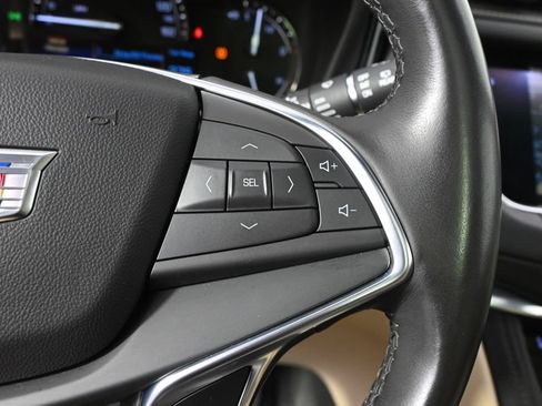 Used 2018 Cadillac XT5 Premium Luxury AWD/4WD image 34