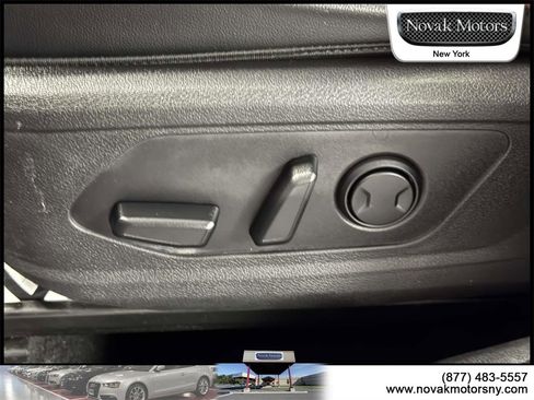 Used 2023 Kia Sportage SX image 16