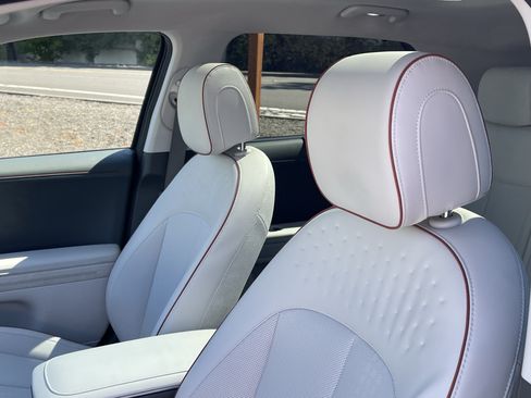 Certified 2024 Hyundai Ioniq 5 Limited RWD image 19