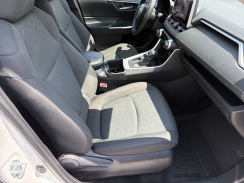 Certified 2024 Toyota RAV4 XLE FWD image 24