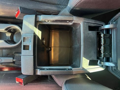 Used 2014 Jeep Wrangler Unlimited Sport image 31