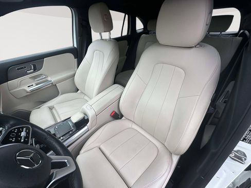 Used 2021 Mercedes-Benz GLA 250 4MATIC image 24