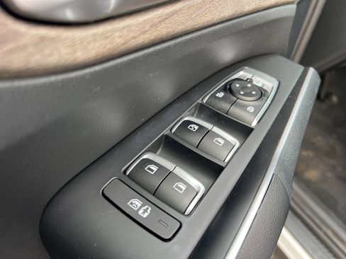 Certified 2023 Kia Sorento S image 10