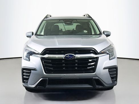 Used 2025 Subaru Ascent Premium AWD/4WD image 2