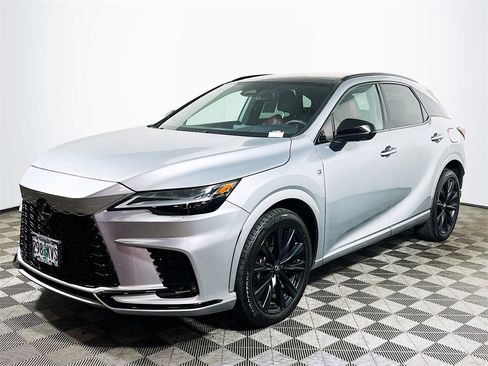 Used 2023 Lexus RX 500h F Sport image 4