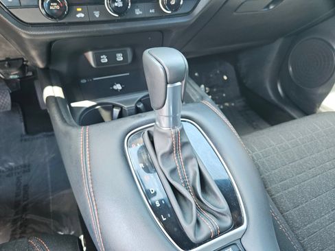 Certified 2026 Honda HR-V Sport image 18