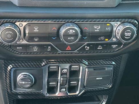 Used 2021 Jeep Wrangler Unlimited Sport AWD/4WD image 24