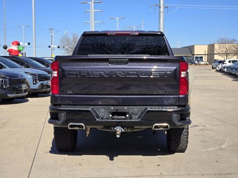 Used 2022 Chevrolet Silverado 1500 Custom Trail Boss w/ LPO, Dark Essentials Package image 13