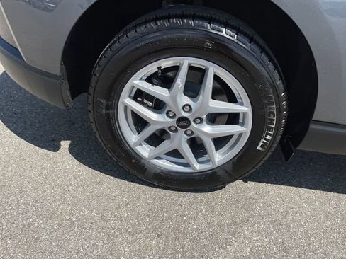 Used 2024 Ford Edge SEL w/ Convenience Package image 39