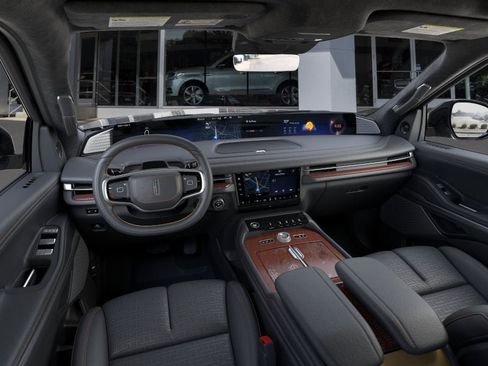 New 2026 Lincoln Navigator L Black Label AWD/4WD image 9