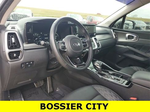 Used 2021 Kia Sorento SX image 10