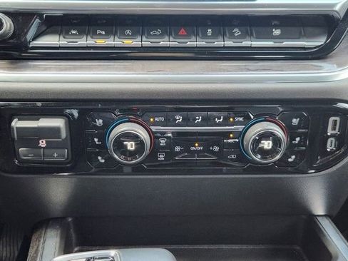 Used 2024 Chevrolet Silverado 1500 LTZ w/ LTZ Convenience Package II AWD/4WD image 17