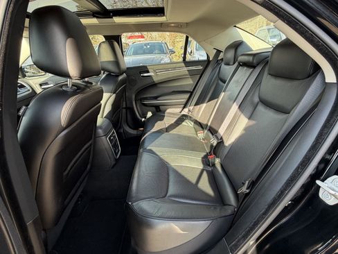 Used 2023 Chrysler 300 Touring L w/ Popular Equipment Group image 25