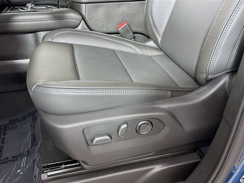 New 2026 GMC Yukon XL Denali AWD/4WD image 19