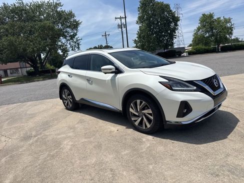Used 2020 Nissan Murano SL w/ Moonroof Package AWD/4WD image 2