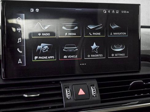 Used 2023 Audi Q5 2.0T Premium Plus w/ Premium Plus Package AWD/4WD image 15
