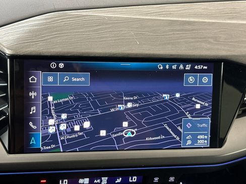 Certified 2023 Audi Q4 e-tron Premium Plus w/ Premium Plus RWD image 18