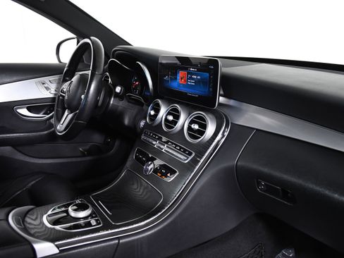 Used 2020 Mercedes-Benz C 300 Sedan image 27