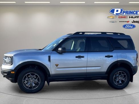 Used 2023 Ford Bronco Sport Badlands image 4