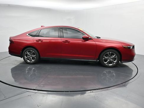 Used 2024 Honda Accord EX image 9