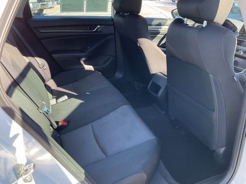 Used 2018 Honda Accord LX image 16