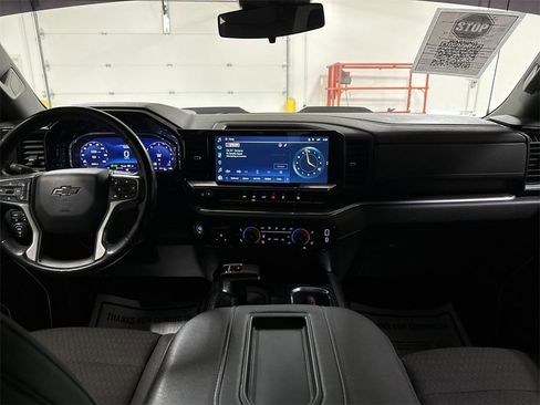 Used 2022 Chevrolet Silverado 1500 LT Trail Boss w/ Protection Package image 10
