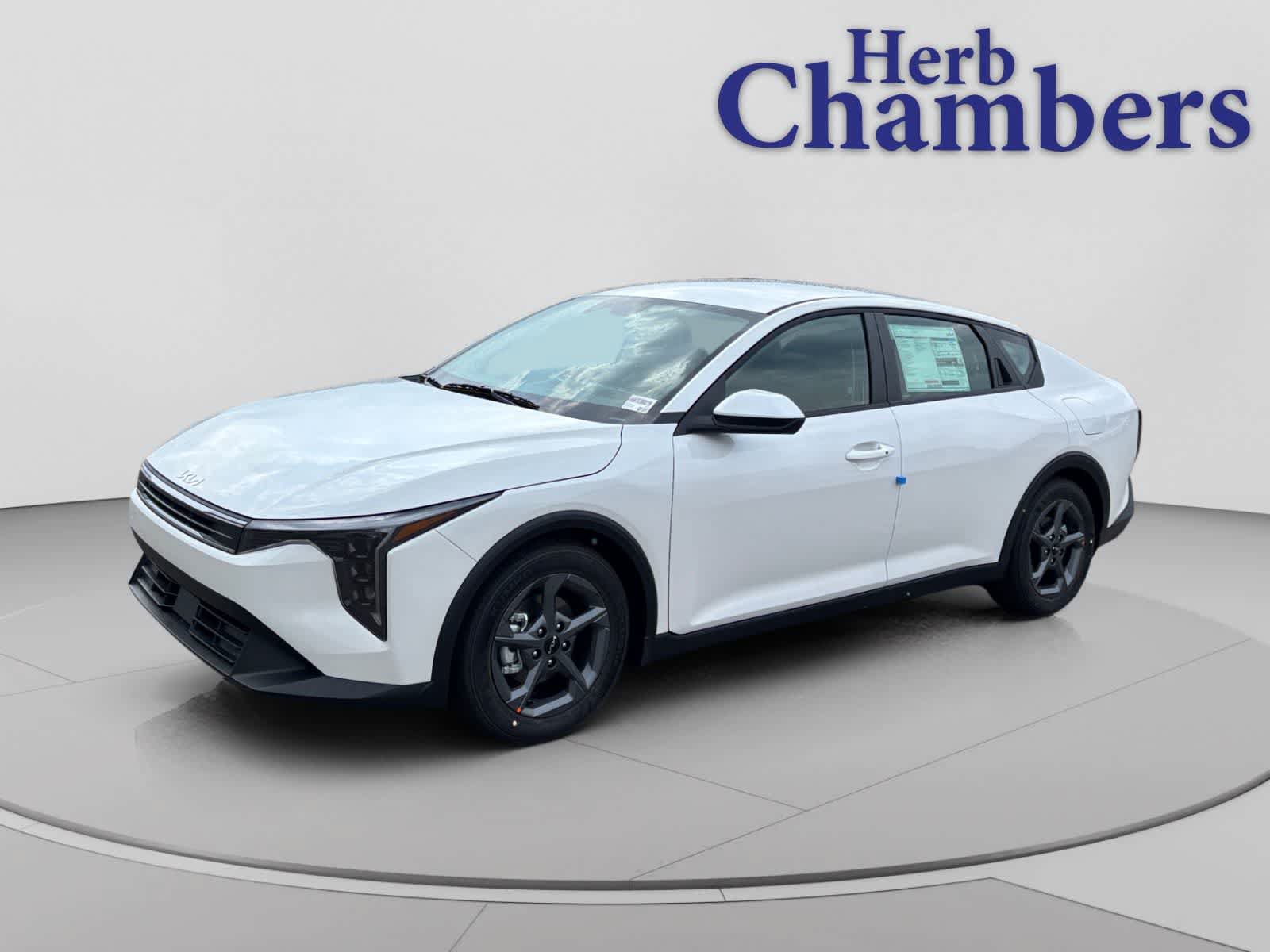 New 2026 Kia K4 FWD image 3