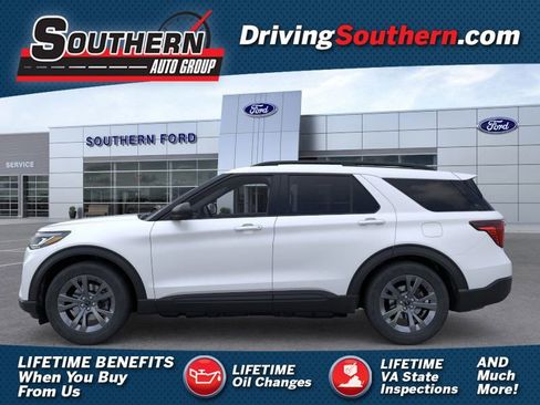 New 2026 Ford Explorer Active image 1