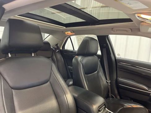 Used 2023 Chrysler 300 Touring L w/ Popular Equipment Group image 16