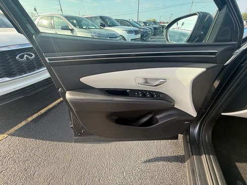 Used 2022 Hyundai Tucson SEL w/ Convenience + Premium Package image 11