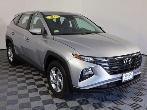Certified 2024 Hyundai Tucson SE AWD/4WD image 1