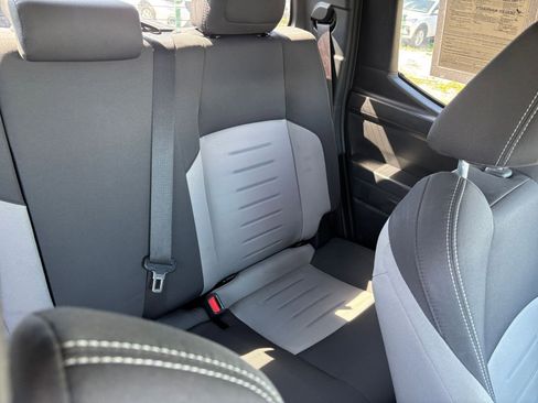 Used 2025 Toyota Tacoma TRD Off-Road AWD/4WD image 38