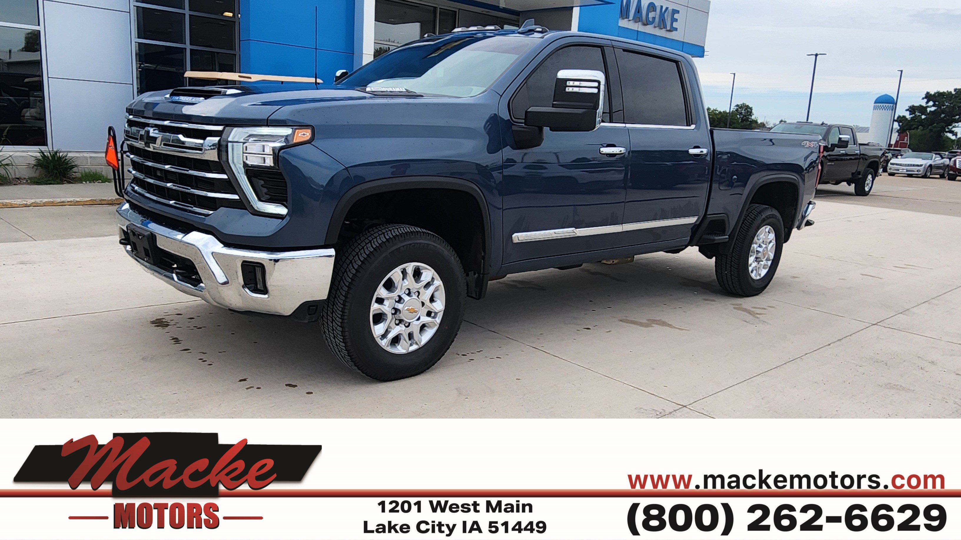 Used 2025 Chevrolet Silverado 3500 LTZ AWD/4WD image 1