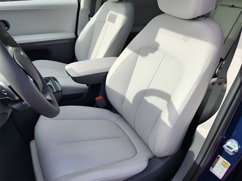 New 2026 Hyundai Ioniq 5 Limited image 13