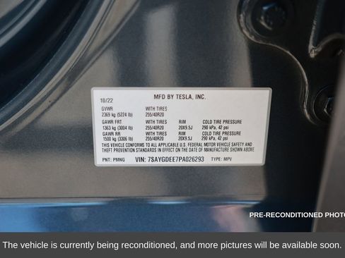 Used 2023 Tesla Model Y Long Range image 38