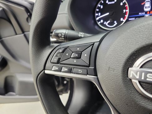 Used 2024 Nissan Sentra SV image 30