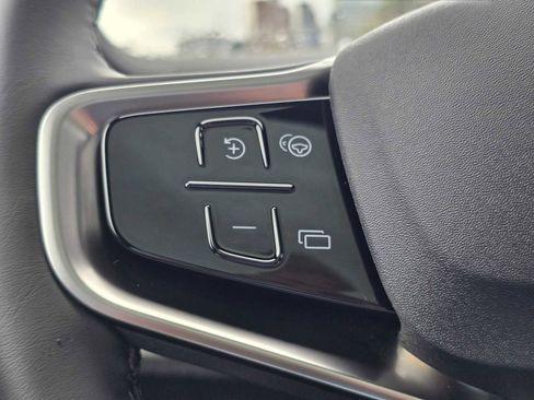 New 2026 Volvo EX30 Cross Country Ultra image 30