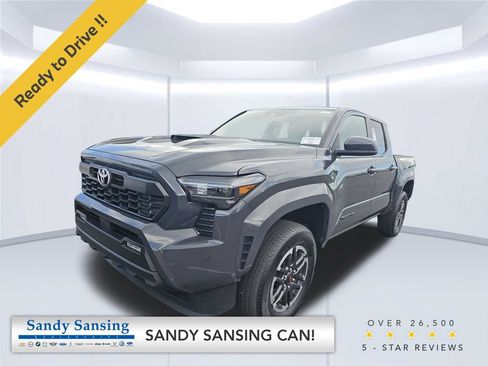 Used 2025 Toyota Tacoma TRD Sport AWD/4WD image 1