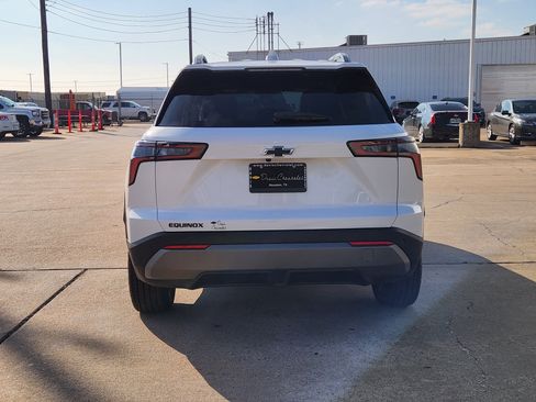 Certified 2025 Chevrolet Equinox LT w/ Convenience Package II image 7