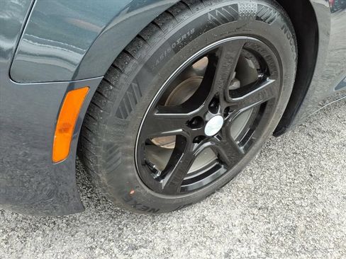 Used 2021 Chevrolet Camaro LT RWD image 11