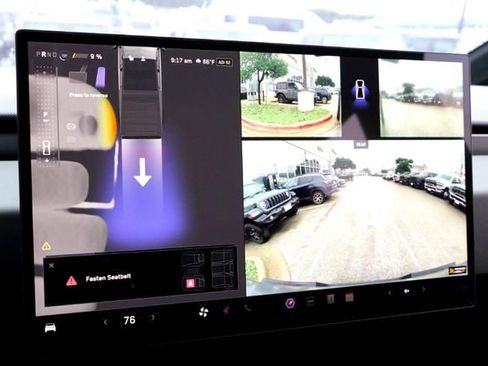 Used 2024 Tesla Cybertruck AWD Crew Cab image 20