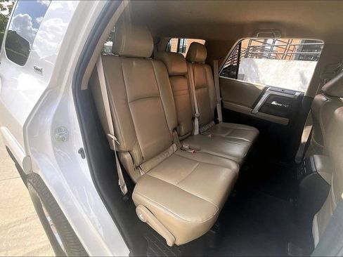Used 2017 Toyota 4Runner SR5 RWD image 37