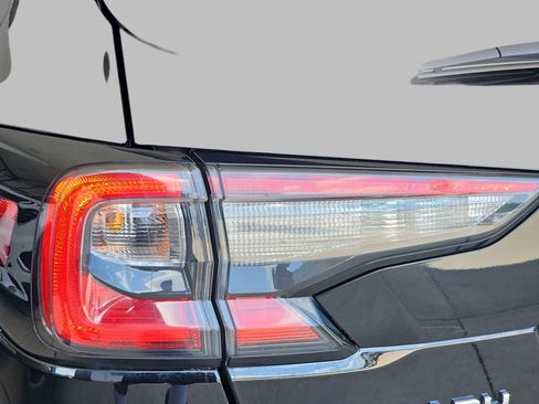 Certified 2024 Subaru Outback Premium AWD/4WD image 40